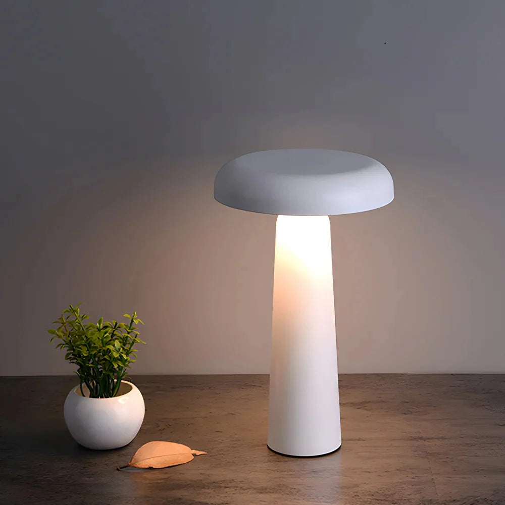 Bambéa™ – Natural Bohemian Glow Rattan Table Lamp