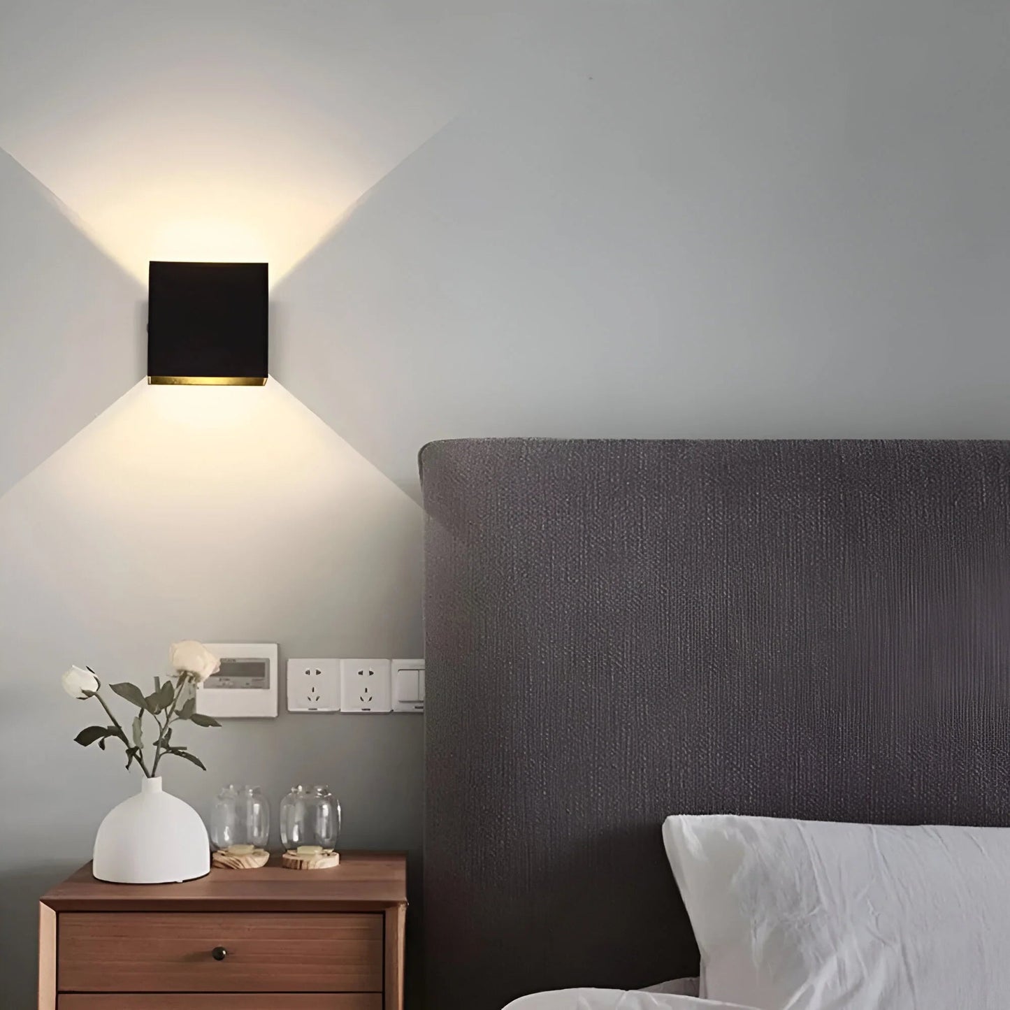LumiCube™ – Modern Adjustable Lighting Designer Wall Light