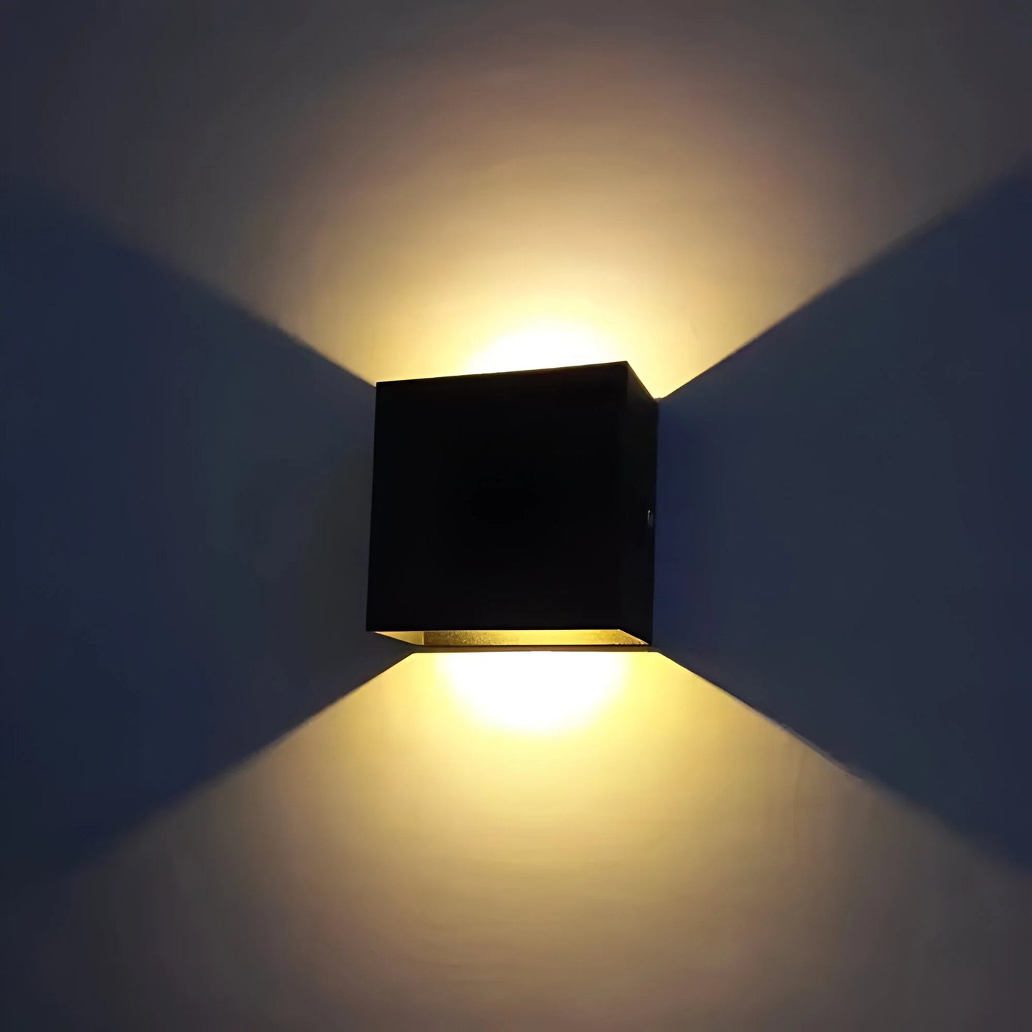 LumiCube™ – Modern Adjustable Lighting Designer Wall Light
