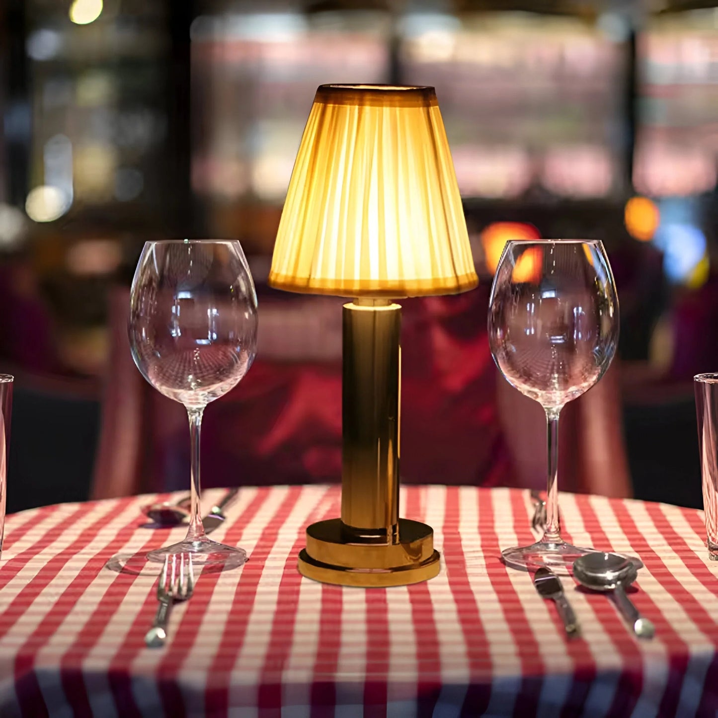 SilkaLux™ – Cordless Table Lamp with 3-Level Silk Lighting