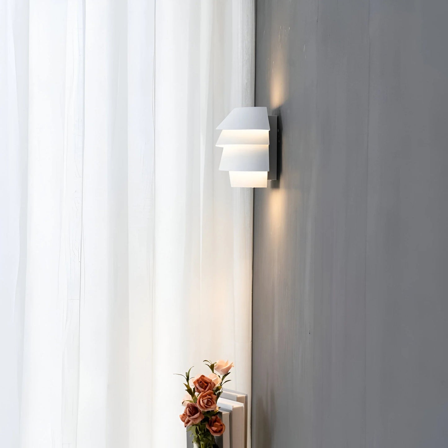 SolaraGlow™ – Elegant Wall Sconce with Soft Lighting