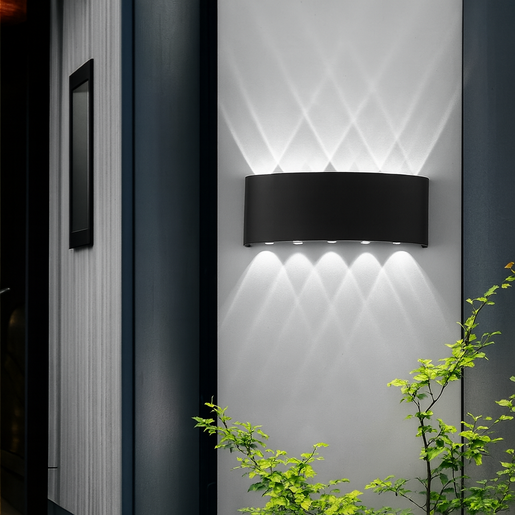 Verma™ – Stylish and Waterproof Outdoor Wall Light