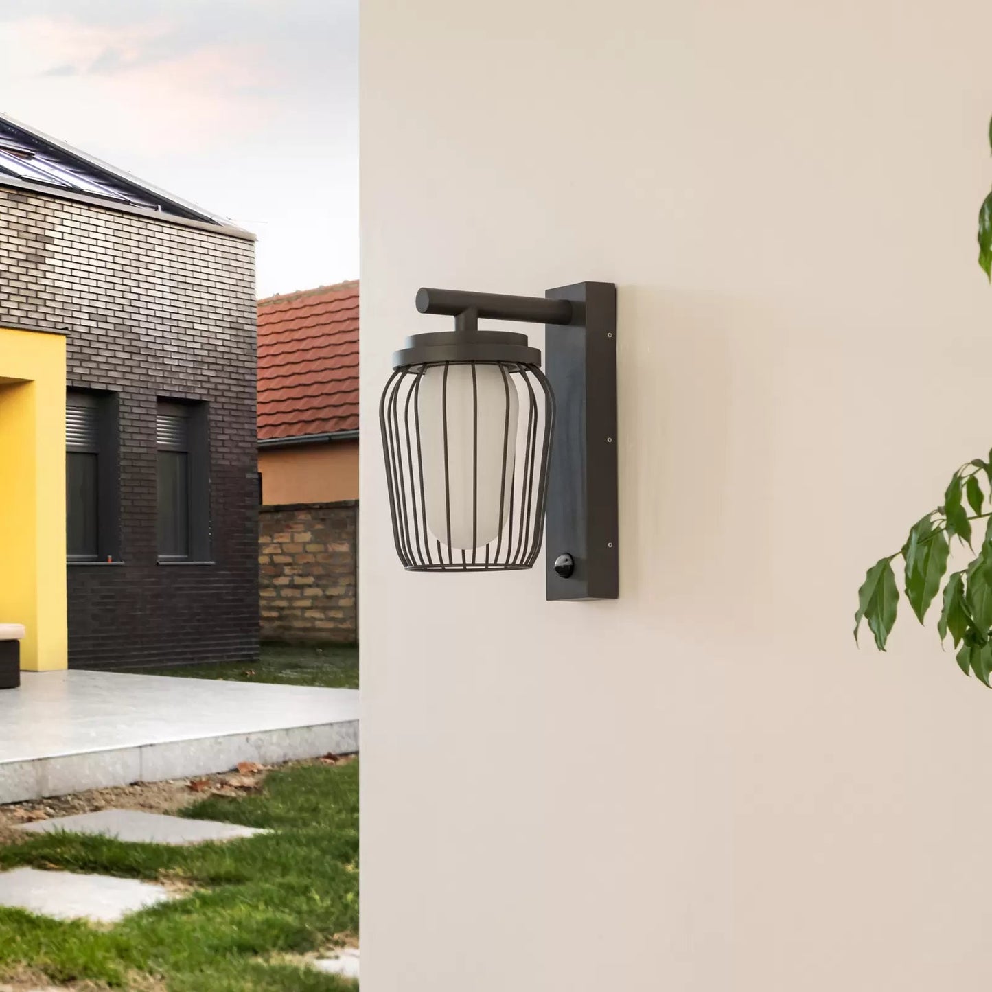 Alunox™ – Durable Aluminum Outdoor Wall Light