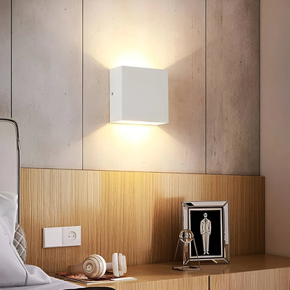 LumiCube™ – Modern Adjustable Lighting Designer Wall Light
